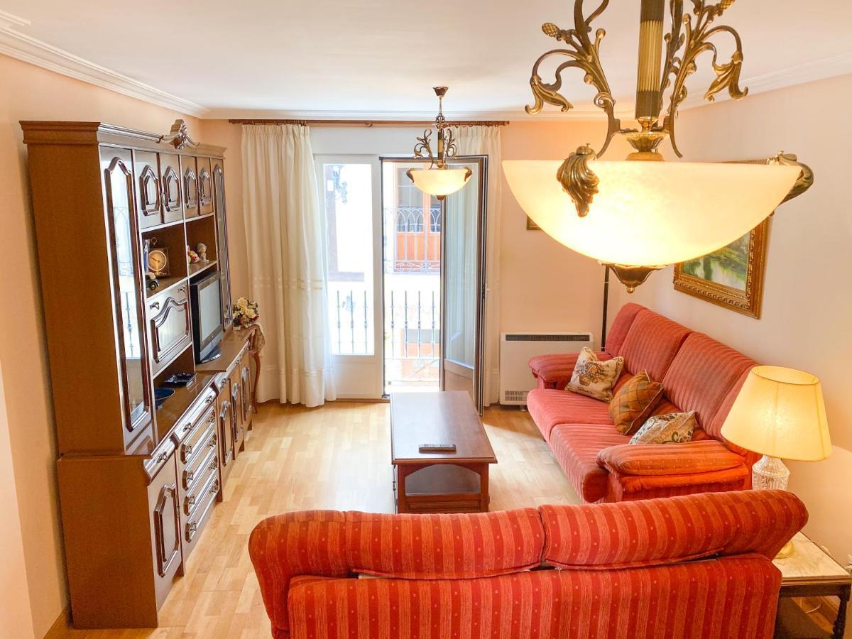 Vivienda Turistica Los Leones Berlanga de Duero Eksteriør billede