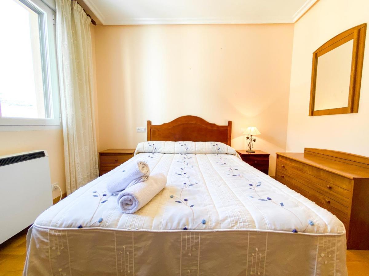Vivienda Turistica Los Leones Berlanga de Duero Eksteriør billede