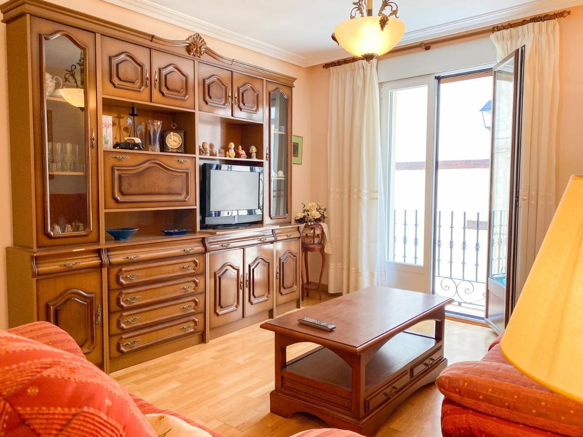 Vivienda Turistica Los Leones Berlanga de Duero Eksteriør billede