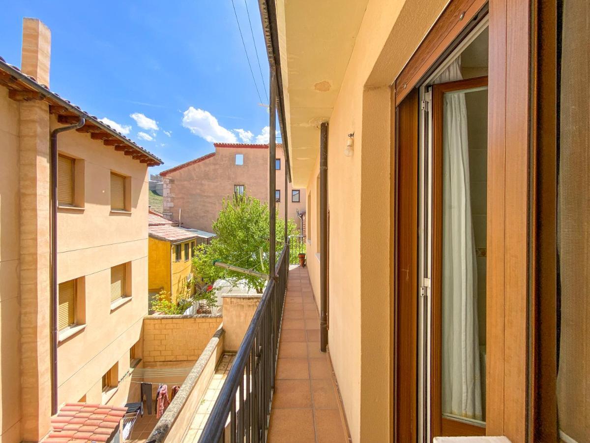 Vivienda Turistica Los Leones Berlanga de Duero Eksteriør billede